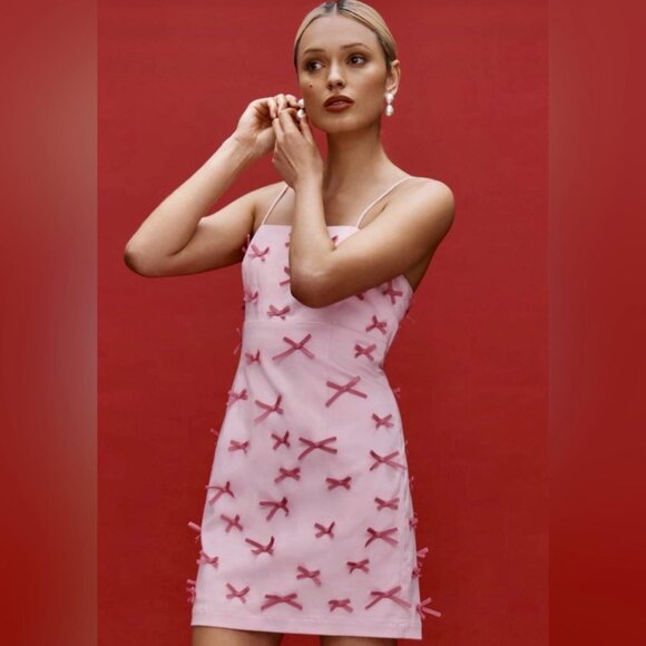 Maeve Dresses & Skirts - NWT MAEVE THE BRYNNE 3D PINK BOW SPAGHETTI STRAP DRESS 6